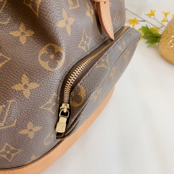 ❤️Authentic Louis Vuitton Montsouris backpack MM Monogram - Picture 11 of 13